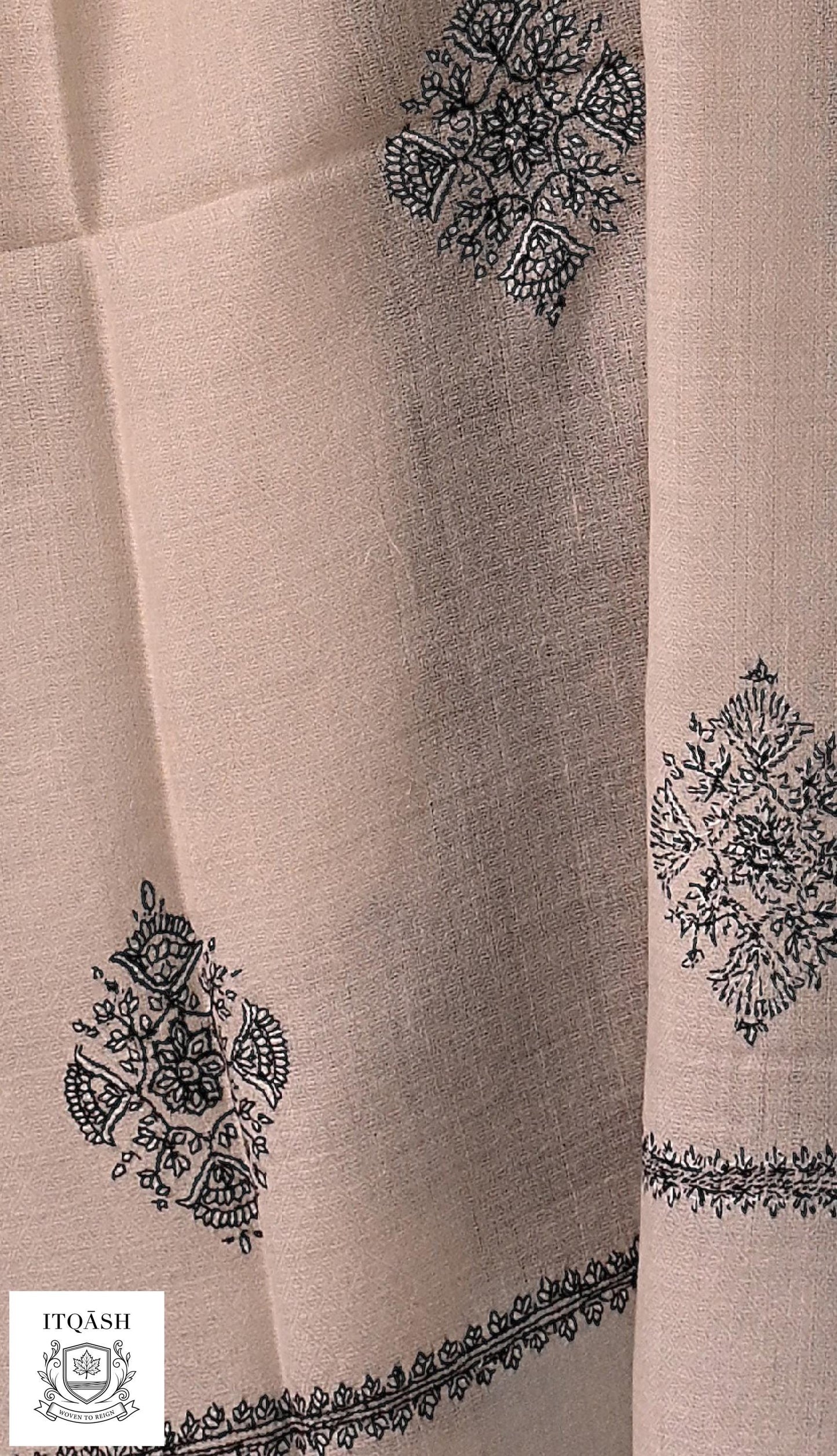 Sozni Bootidaar Stole · Natural Sand — detail | Pure Kashmiri Pashmina | ITQĀSH