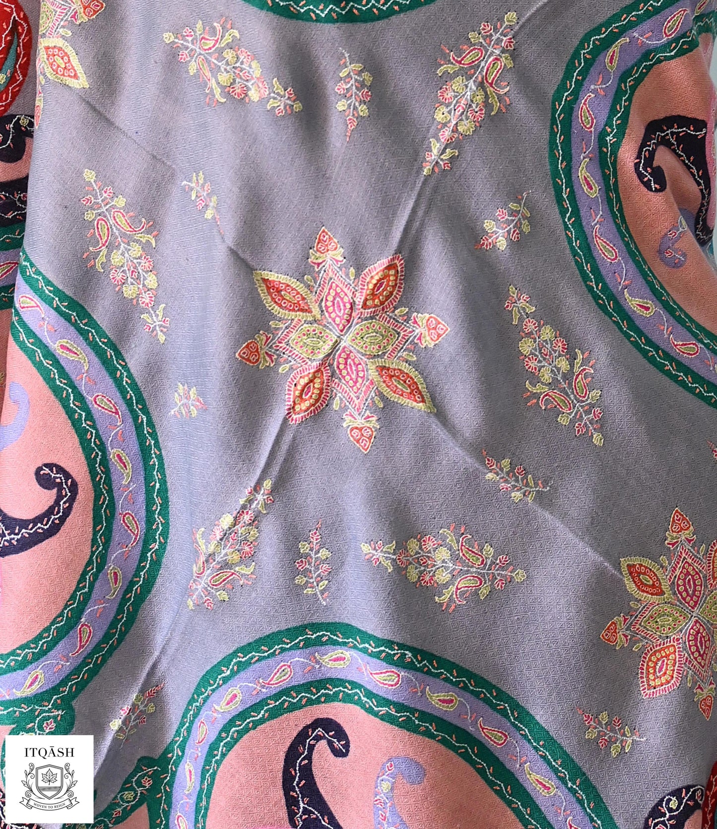 Sozni Stole · Baby Pink & Grey — detail | Pure Kashmiri Pashmina | ITQĀSH
