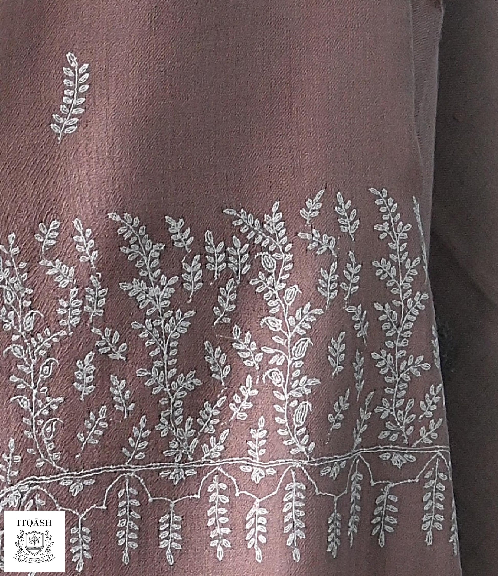 Sozni Bootidaar Stole · Slate Purple — detail | Pure Kashmiri Pashmina | ITQĀSH
